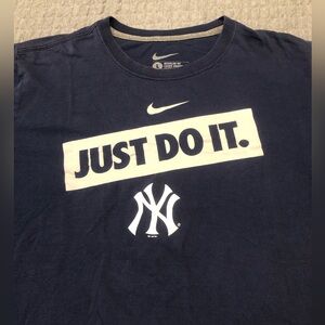 Nike Navy Blue 'Just Do It' New York Yankees Short Sleeve Tee